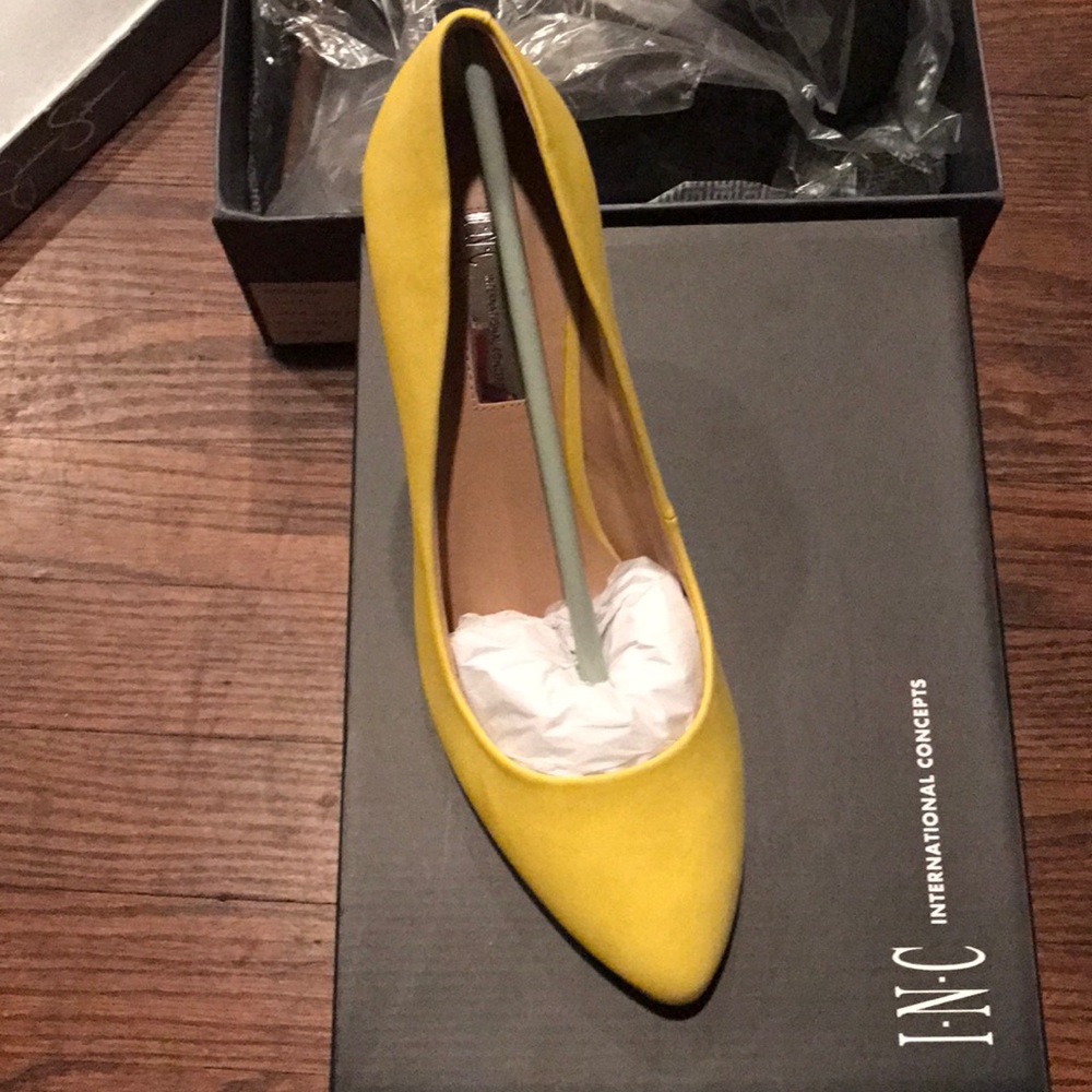 Ladies shoe